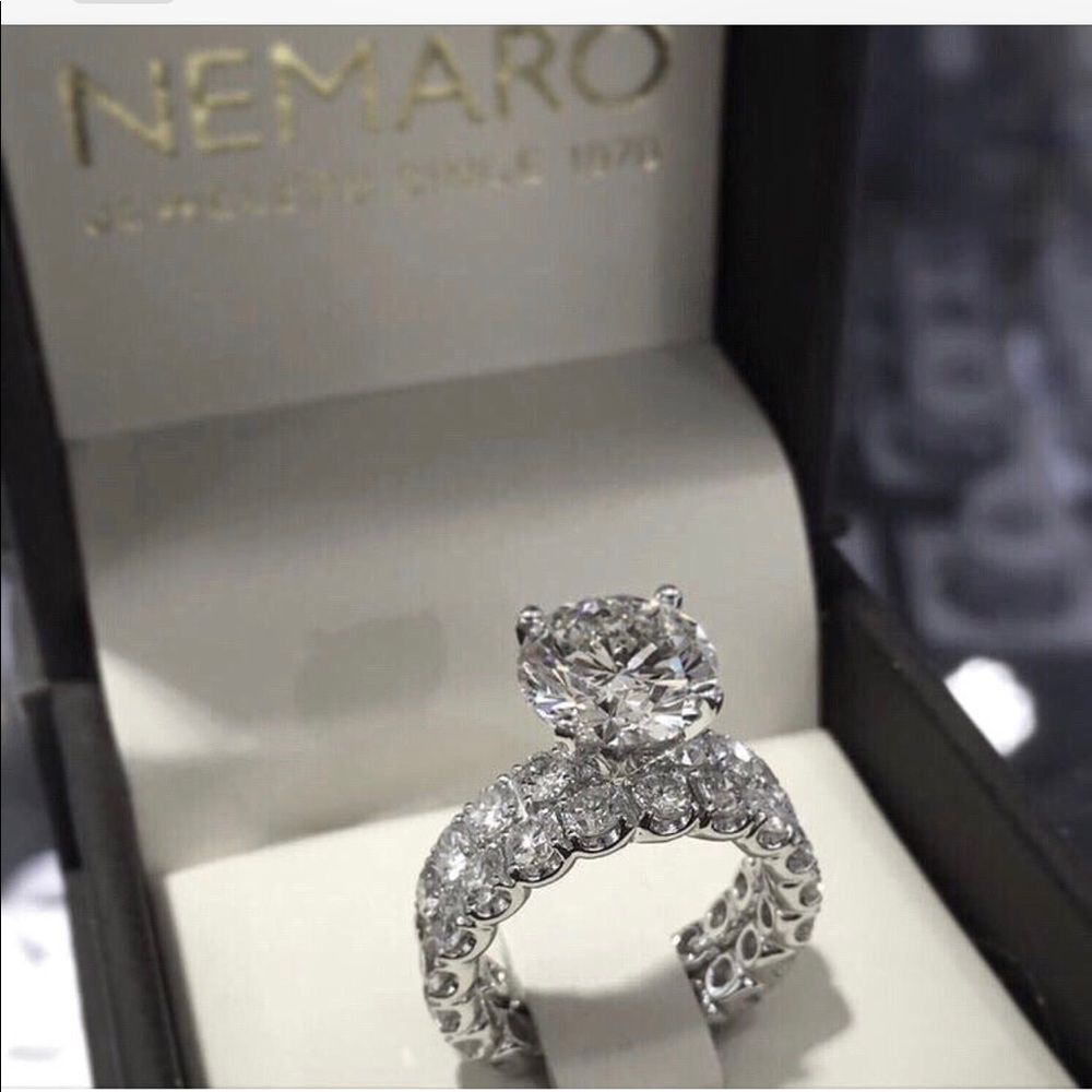 Meet your Posher, Champagne